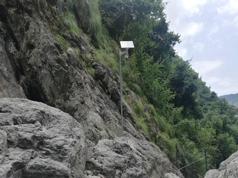 廬山應用水源用OKEYSET太陽能4G監控一體機