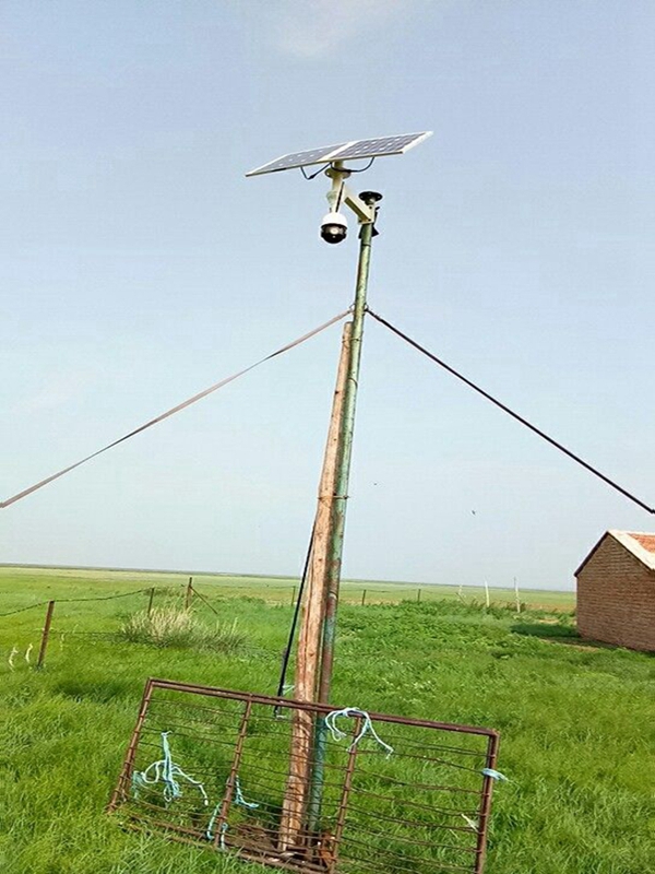 內蒙阿拉善盟草原用OKEYSET太陽能4G監控一體機