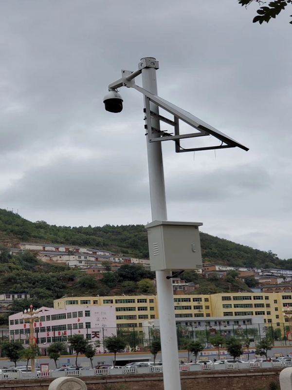 陜西靖邊治安聯防平安新農村用水源監控用okeyset太陽能監控攝像頭