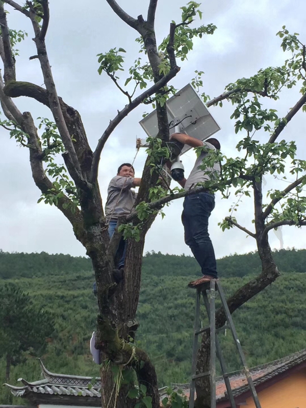 貴州平安農村用okeyset太陽能監控攝像頭