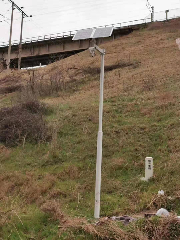 河南鄭州鐵路總局洛陽段鐵路用集創科技太陽能無線監控一體機云臺變焦槍機