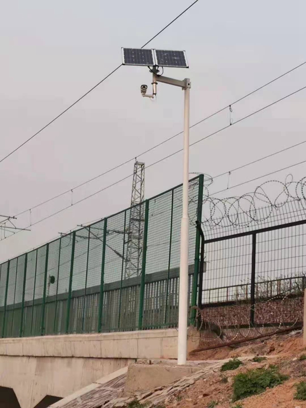 河南鄭州鐵路總局三門峽段鐵路用集創科技太陽能無線監控一體機云臺變焦槍機